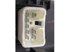 Recambio de mando elevalunas delantero derecho para kia cee´d emotion referencia OEM IAM 823611H300   2