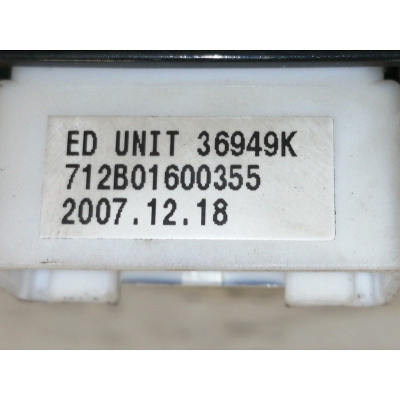 Recambio de mando elevalunas delantero izquierdo para kia cee´d emotion referencia OEM IAM 36949K 712B01600355 