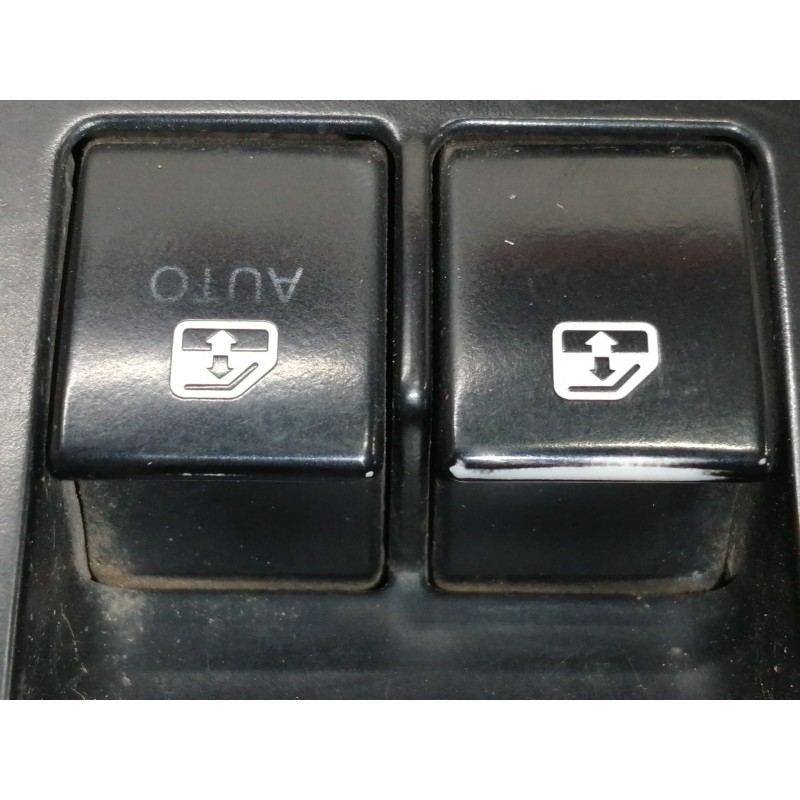 Recambio de mando elevalunas delantero izquierdo para kia cee´d emotion referencia OEM IAM 36949K 712B01600355 