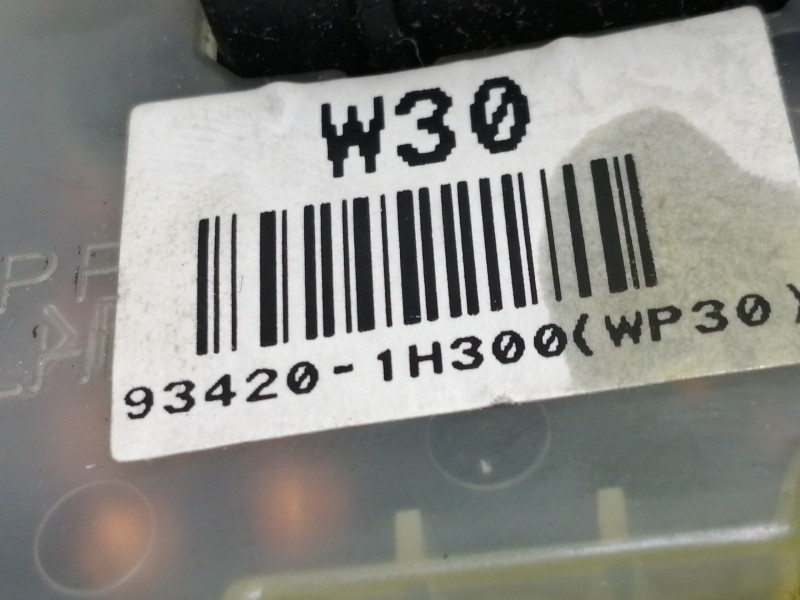 Recambio de mando limpia para kia cee´d emotion referencia OEM IAM 934201H300  