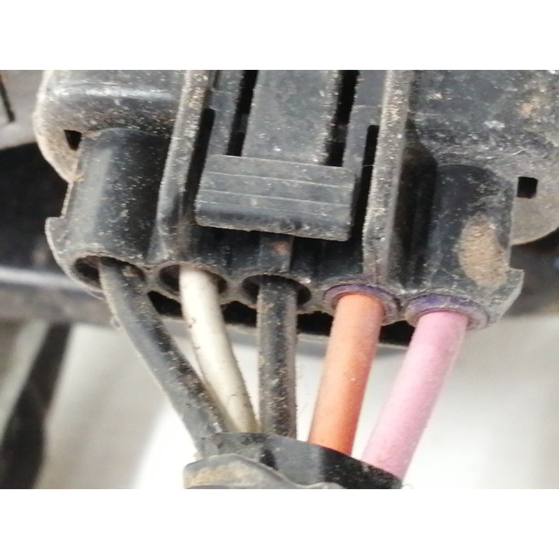 Recambio de motor limpia delantero para kia cee´d emotion referencia OEM IAM   