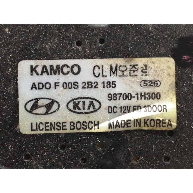 Recambio de motor limpia trasero para kia cee´d emotion referencia OEM IAM 987001H300  