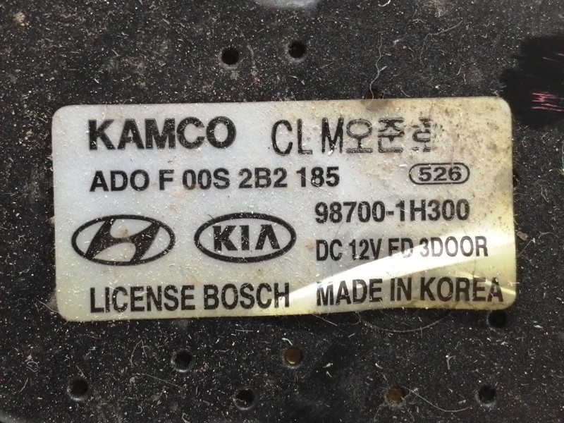 Recambio de motor limpia trasero para kia cee´d emotion referencia OEM IAM 987001H300  