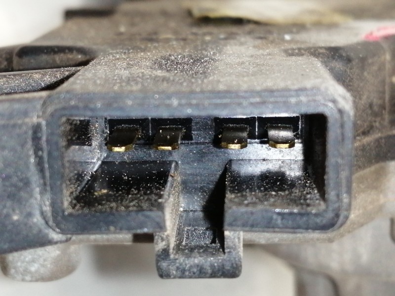 Recambio de motor limpia trasero para kia cee´d emotion referencia OEM IAM 987001H300  