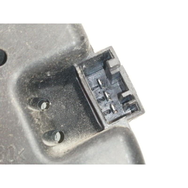 Recambio de piloto trasero derecho interior para bmw serie 3 berlina (e46) 320d referencia OEM IAM 230570R  