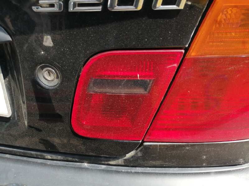 Recambio de piloto trasero derecho interior para bmw serie 3 berlina (e46) 320d referencia OEM IAM 230570R  