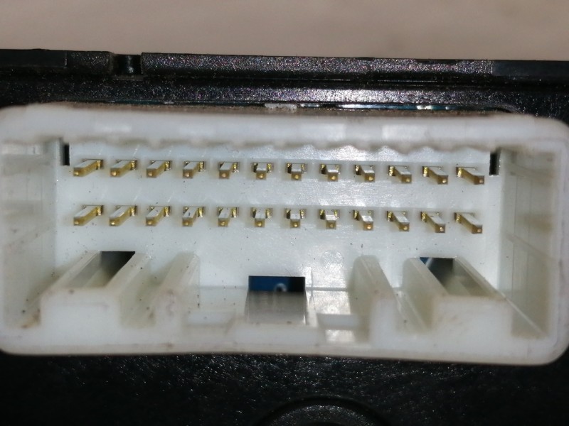 Recambio de warning para kia cee´d emotion referencia OEM IAM 937001H000  