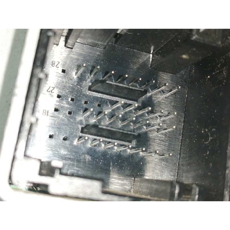 Recambio de caja reles / fusibles para fiat punto berlina (188) 1.2 16v elx referencia OEM IAM 46774358NPL  