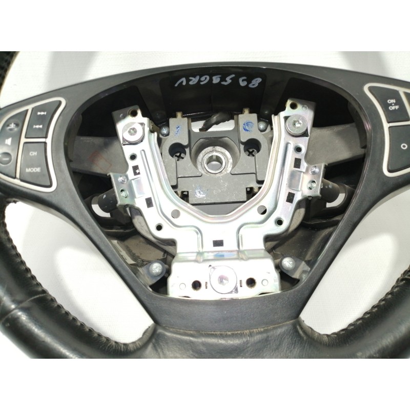 Recambio de volante para kia cee´d emotion referencia OEM IAM   