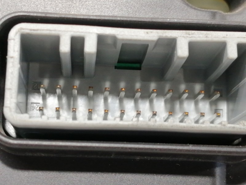 Recambio de cuadro instrumentos para renault kangoo profesional referencia OEM IAM 281180123  