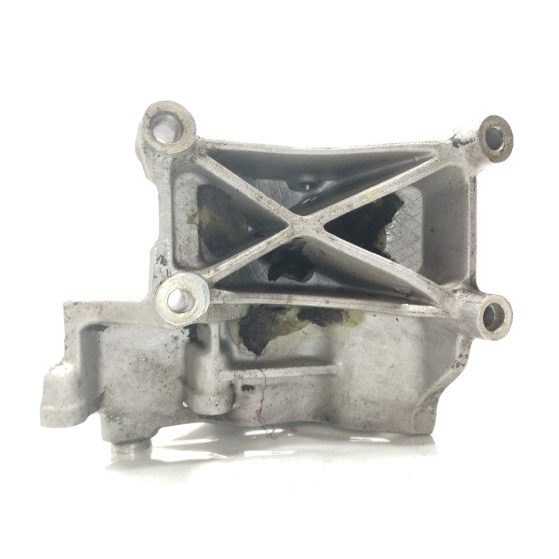 Recambio de soporte alternador para hyundai trajet (fo) 2.0 crdi gls referencia OEM IAM   