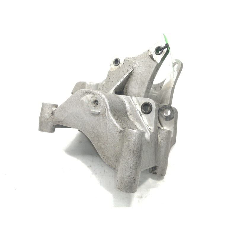 Recambio de soporte alternador para hyundai trajet (fo) 2.0 crdi gls referencia OEM IAM   