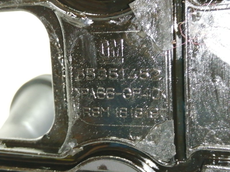 Recambio de tapa balancines para cadillac cts 3.2 elegance referencia OEM IAM 55351452 X0469724 RSM1818197 