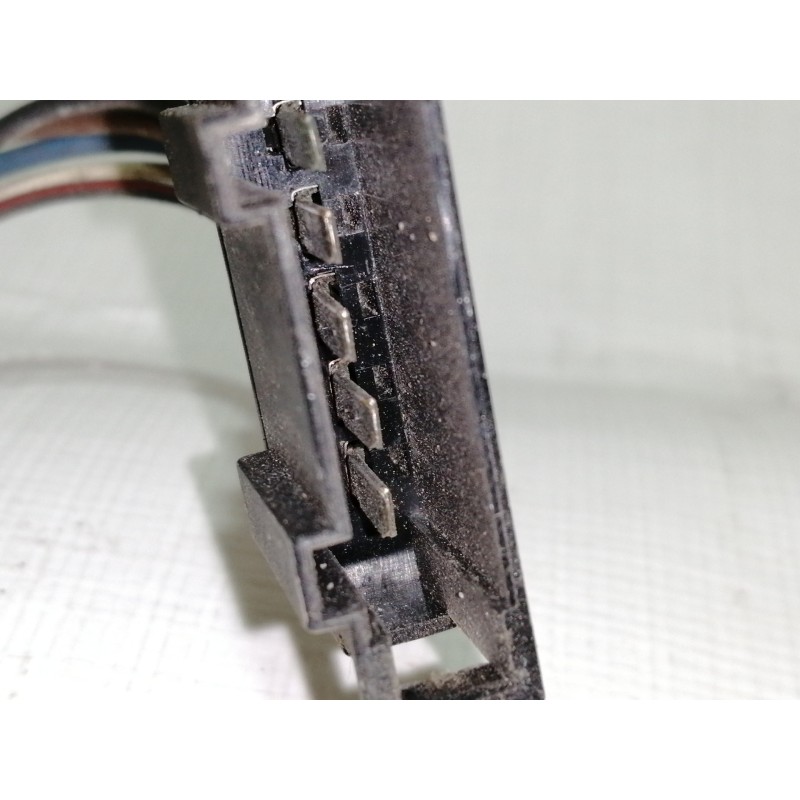 Recambio de retrovisor izquierdo para volkswagen golf iii berlina (1h1) cl referencia OEM IAM 0550091  