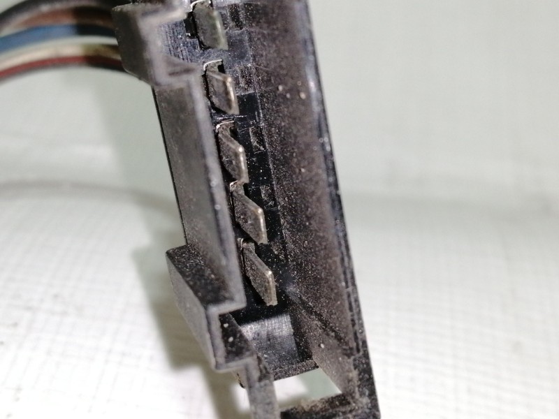 Recambio de retrovisor izquierdo para volkswagen golf iii berlina (1h1) cl referencia OEM IAM 0550091  