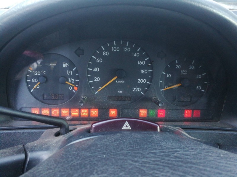 Recambio de cuadro instrumentos para mercedes-benz clase m (w163) 270 cdi (163.113) referencia OEM IAM A1635403011  