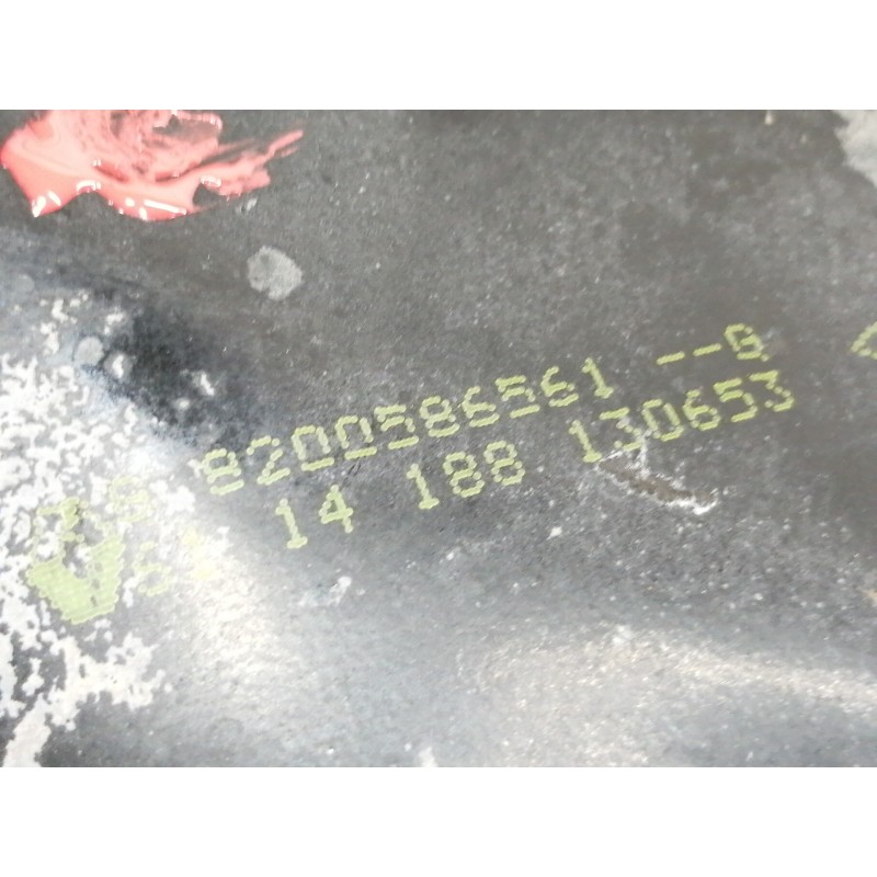 Recambio de brazo suspension inferior delantero izquierdo para renault kangoo profesional referencia OEM IAM 8200586561 82005865