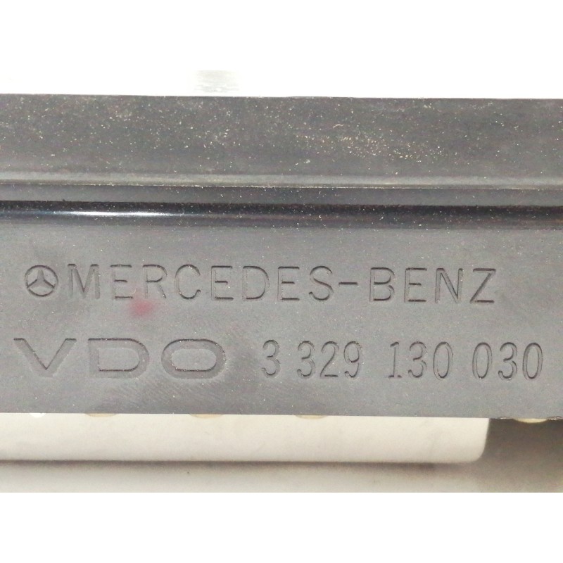 Recambio de cuadro instrumentos para mercedes-benz clase m (w163) 270 cdi (163.113) referencia OEM IAM A1635403011  