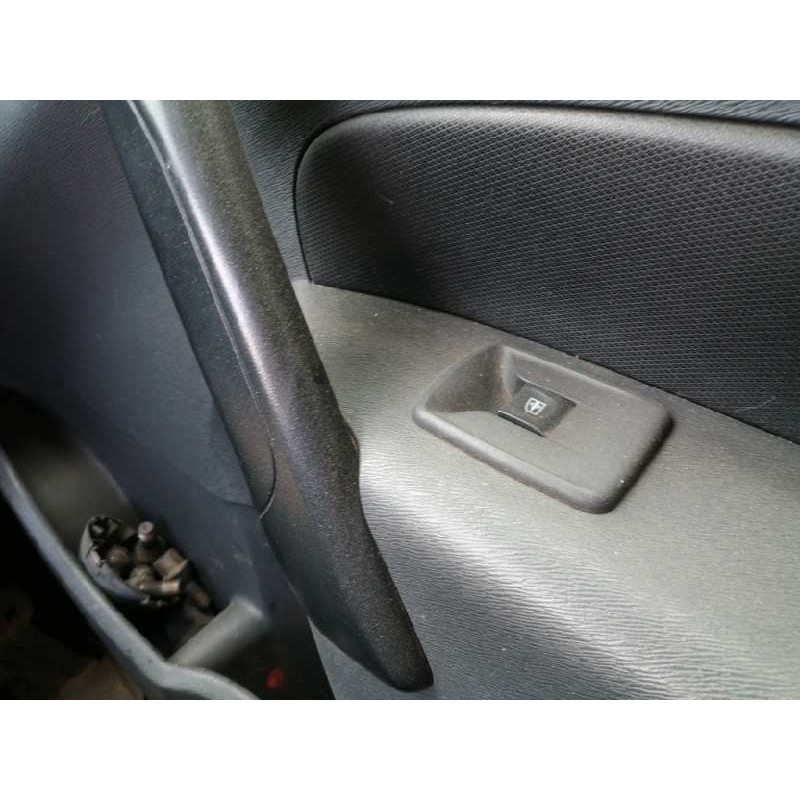 Recambio de mando elevalunas delantero derecho para renault kangoo profesional referencia OEM IAM   
