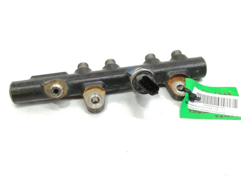Recambio de rampa inyectora para renault kangoo profesional referencia OEM IAM 8200669695  
