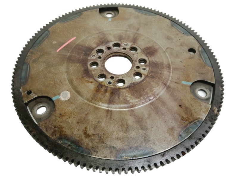 Recambio de volante motor para cadillac cts 3.2 elegance referencia OEM IAM 24410097  