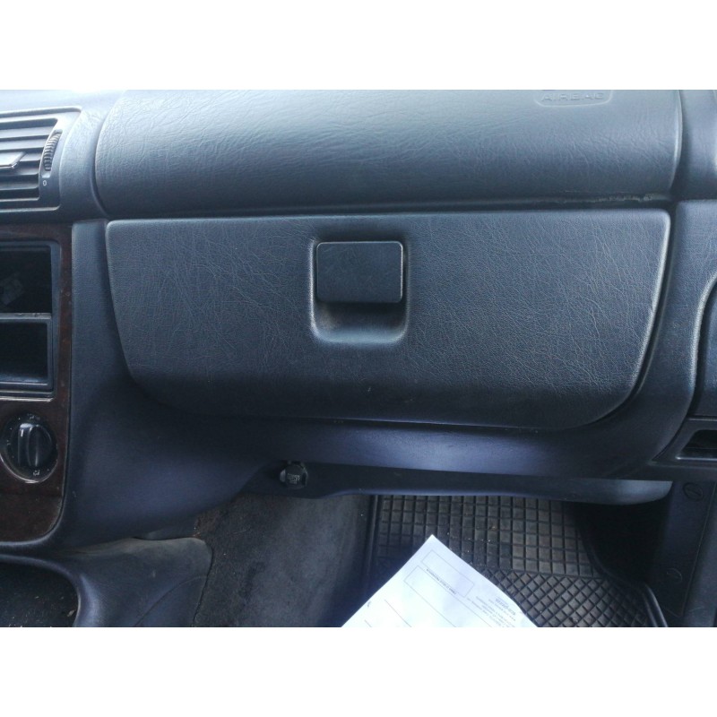 Recambio de guantera para mercedes-benz clase m (w163) 270 cdi (163.113) referencia OEM IAM A1636890191  
