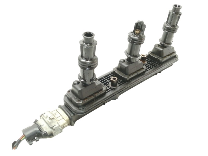 Recambio de bobina encendido para cadillac cts 3.2 elegance referencia OEM IAM 0221503027  