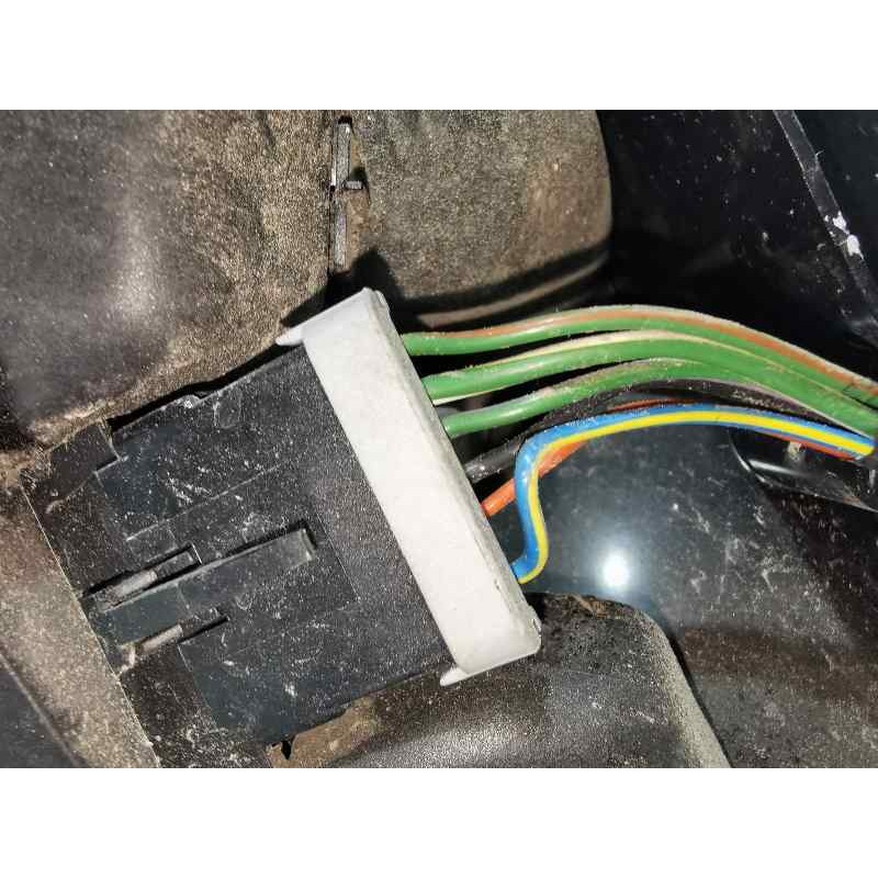 Recambio de piloto trasero derecho para mg serie 25 (rf) comfort plus (3-ptas.) referencia OEM IAM   