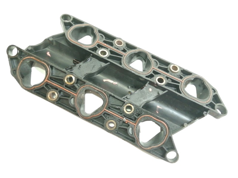 Recambio de colector admision para cadillac cts 3.2 elegance referencia OEM IAM 90467004  