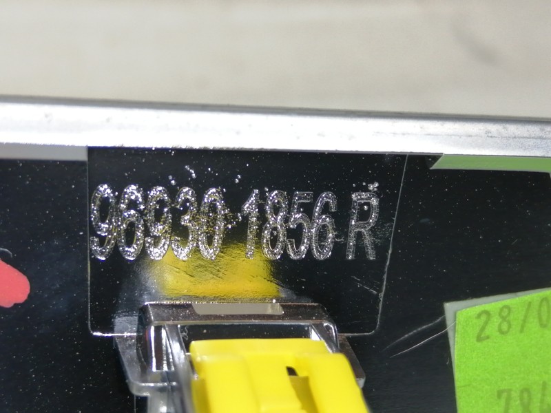 Recambio de moldura para renault megane iv berlina 5p limited referencia OEM IAM 969301794R  