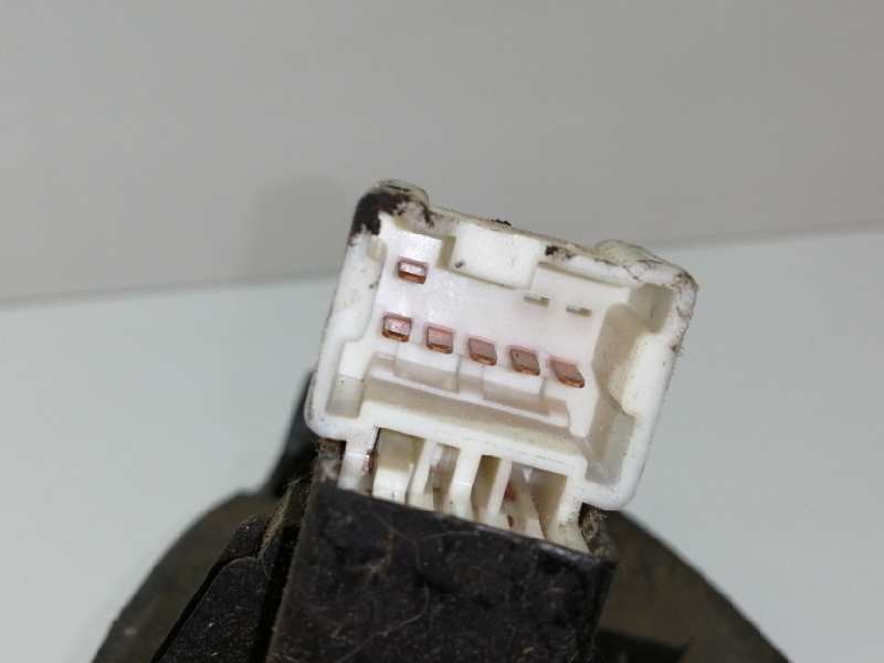 Recambio de mando elevalunas delantero derecho para nissan almera (n15) gx referencia OEM IAM   