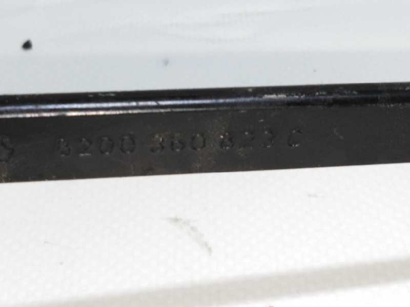 Recambio de brazo limpia delantero izquierdo para renault modus dynamique referencia OEM IAM 8200360823C  