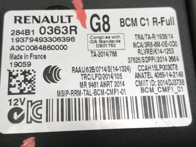 Recambio de caja reles / fusibles para renault megane iv berlina 5p limited referencia OEM IAM 284B10363R A2C32559700 