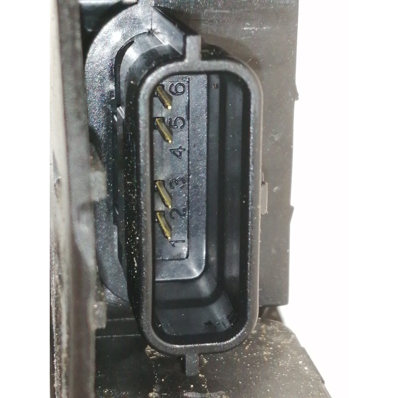 Recambio de cerradura puerta trasera derecha para renault megane iv berlina 5p limited referencia OEM IAM 825021410R  