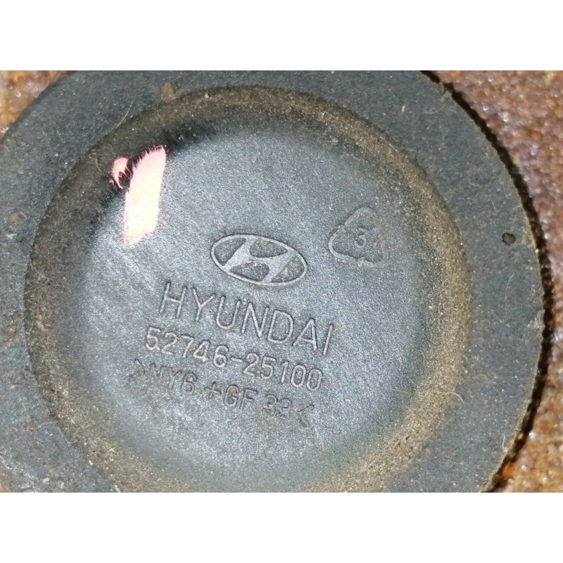 Recambio de mangueta trasera izquierda para hyundai accent (lc) crdi gl referencia OEM IAM 5274625100  