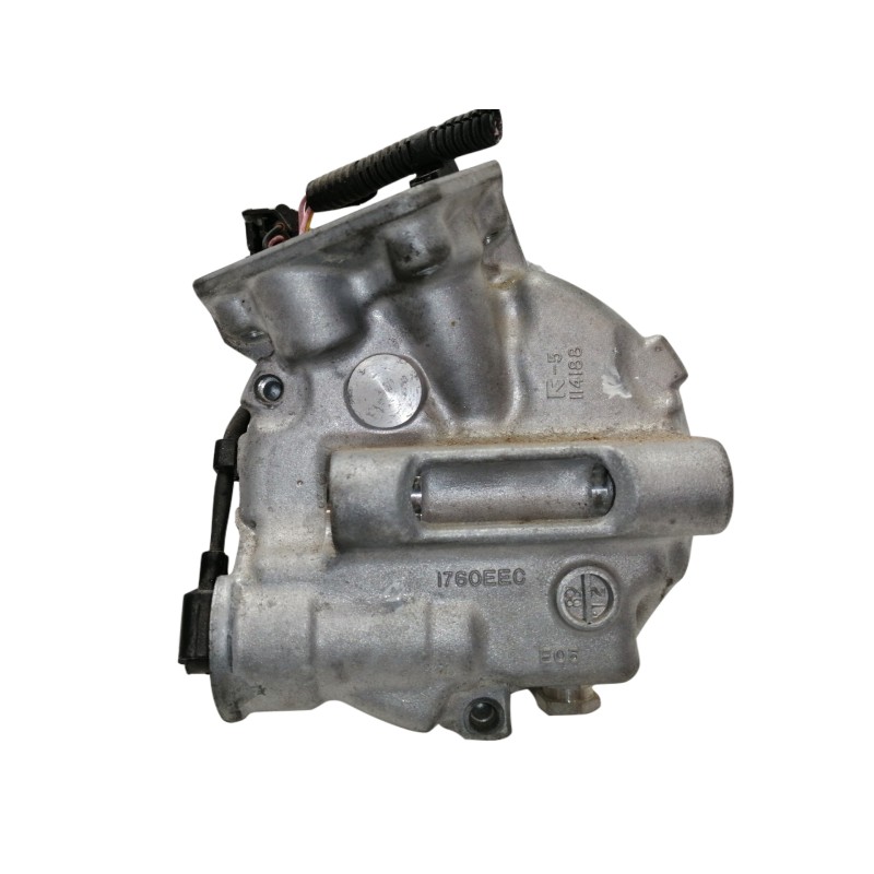Recambio de compresor aire acondicionado para renault megane iv berlina 5p limited referencia OEM IAM 926001268R 1761 