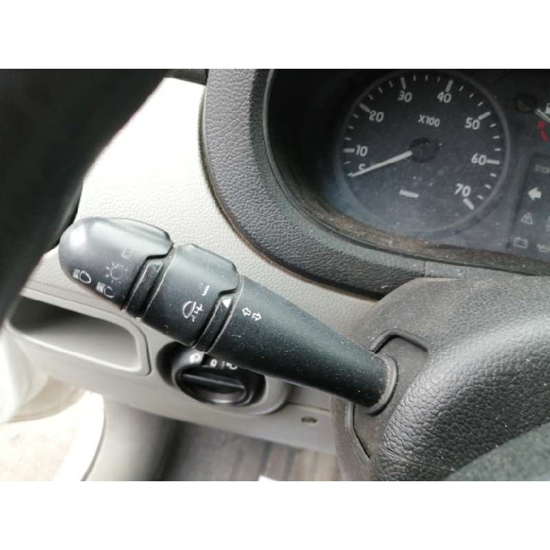 Recambio de mando intermitentes para nissan kubistar (x76) pro (l1) referencia OEM IAM 8200379529  