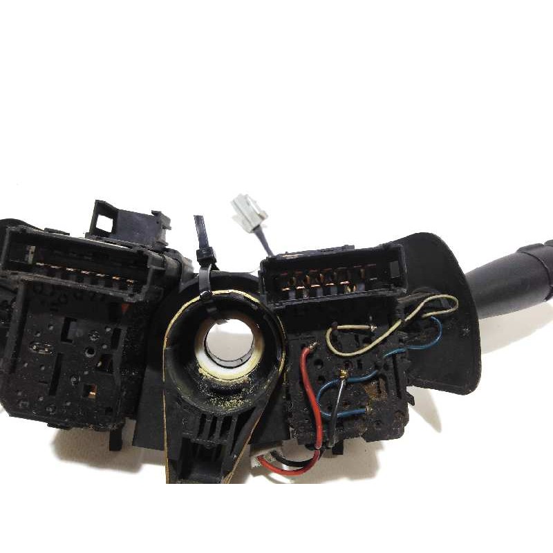 Recambio de mando intermitentes para nissan kubistar (x76) pro (l1) referencia OEM IAM 8200379529  