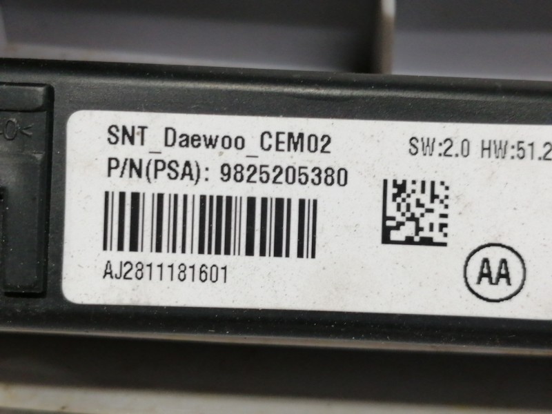 Recambio de luz interior para opel crossland x edition referencia OEM IAM 9812373180  