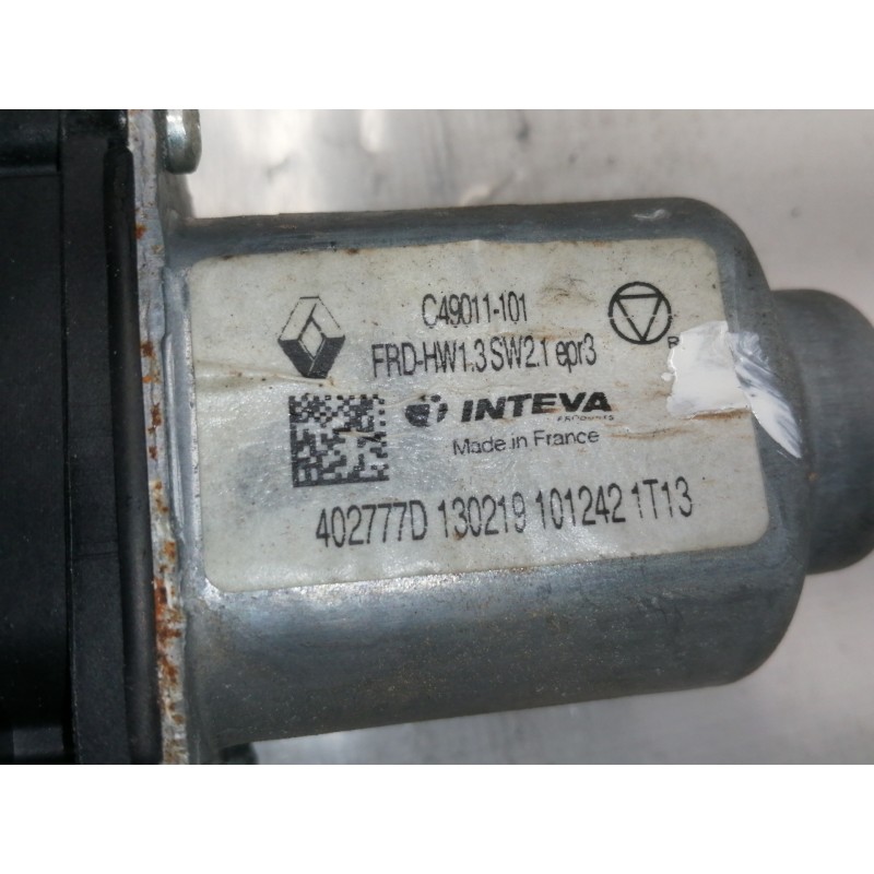 Recambio de elevalunas delantero derecho para renault megane iv berlina 5p limited referencia OEM IAM 807206746R  