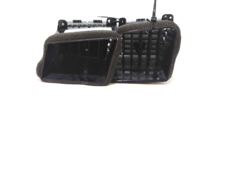 Recambio de rejilla aireadora para ssangyong kyron 200 xdi limited referencia OEM IAM   