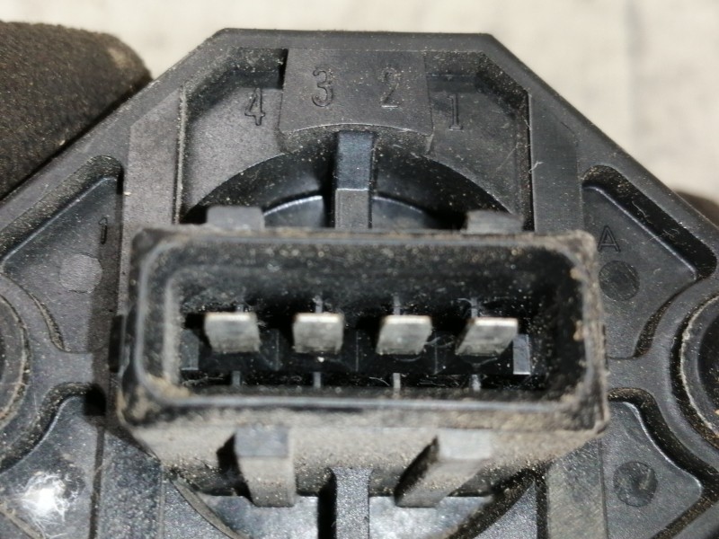 Recambio de caudalimetro para opel vectra b berlina básico referencia OEM IAM 0281002139  