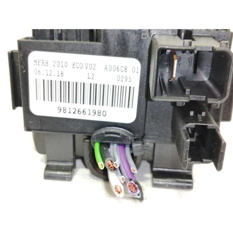 Recambio de caja reles / fusibles para opel crossland x edition referencia OEM IAM 9812661980  