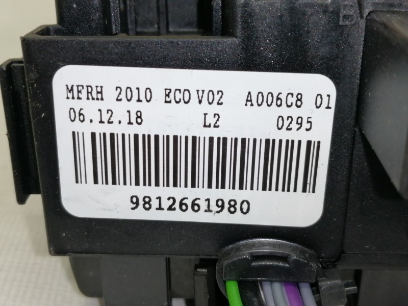 Recambio de caja reles / fusibles para opel crossland x edition referencia OEM IAM 9812661980  