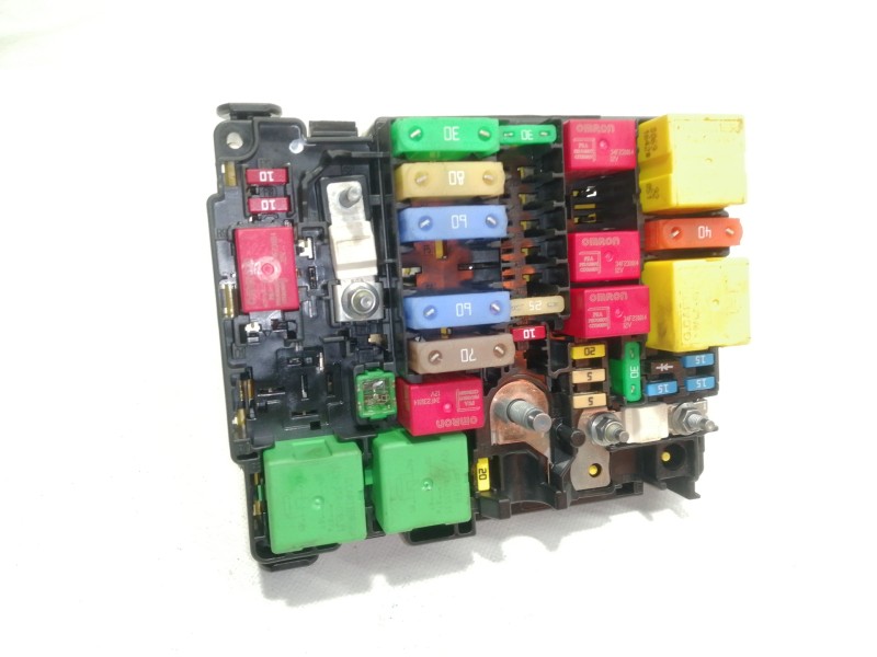 Recambio de caja reles / fusibles para opel crossland x edition referencia OEM IAM 9804846880  
