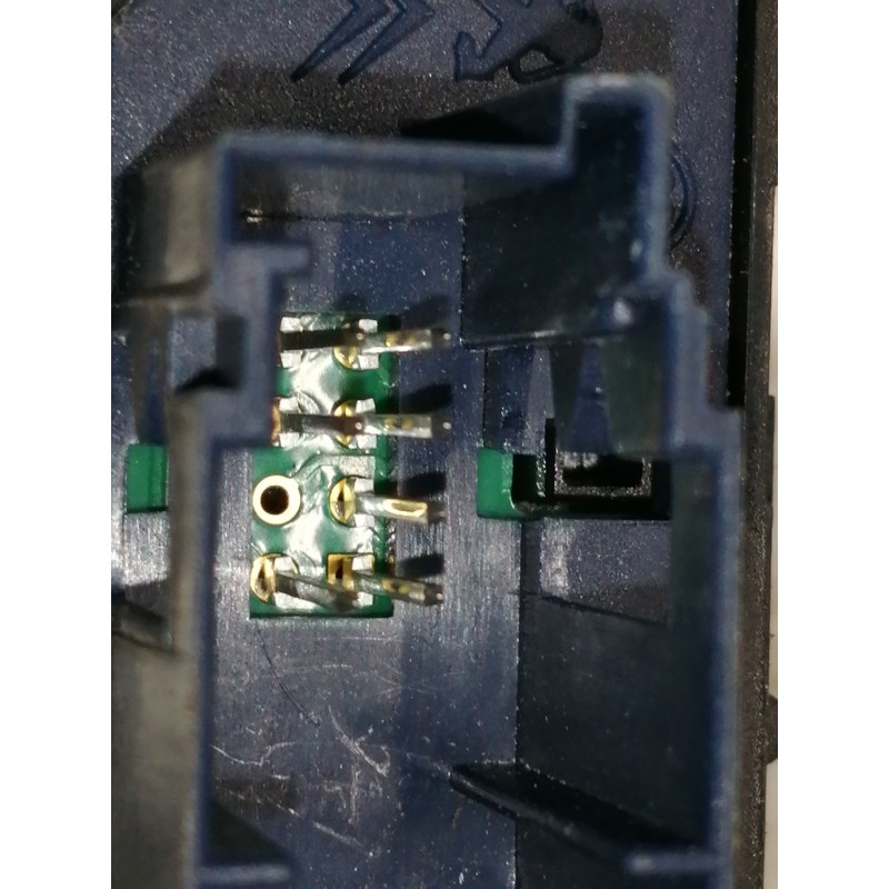 Recambio de interruptor para opel crossland x edition referencia OEM IAM YP00032777  