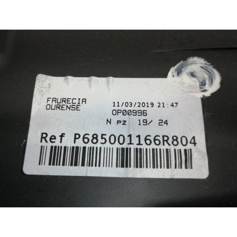 Recambio de guantera para renault megane iv berlina 5p limited referencia OEM IAM P685001166R804  