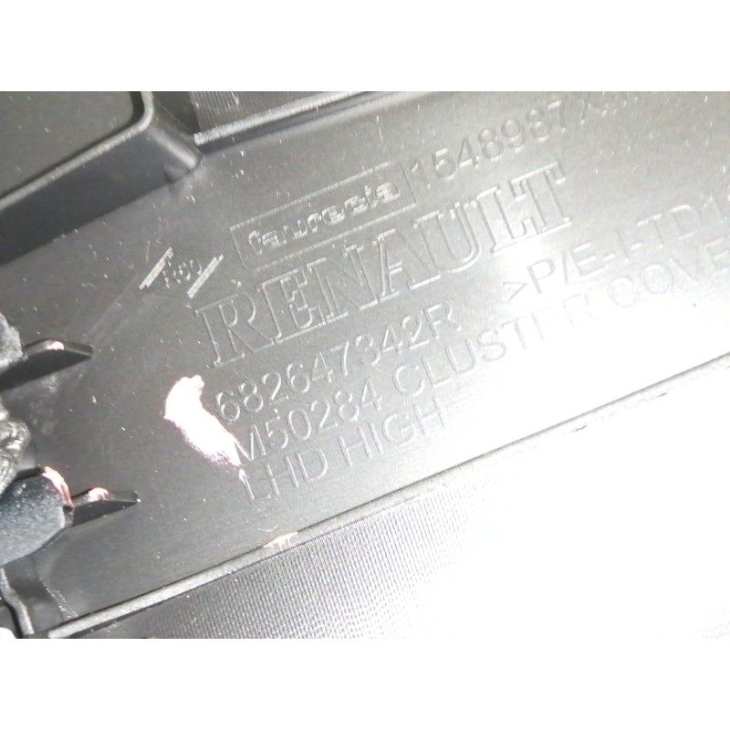 Recambio de moldura para renault megane iv berlina 5p limited referencia OEM IAM 682647342R  