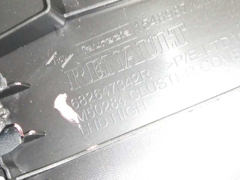 Recambio de moldura para renault megane iv berlina 5p limited referencia OEM IAM 682647342R  