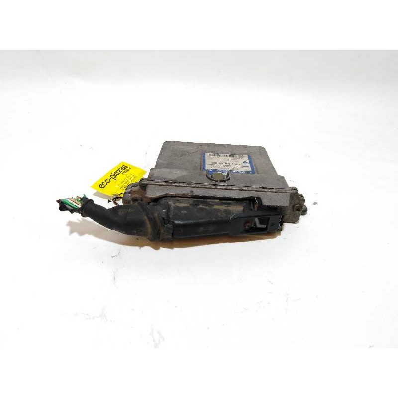 Recambio de centralita motor uce para renault clio ii fase i (b/cbo) 1.9 d referencia OEM IAM 7700104956  